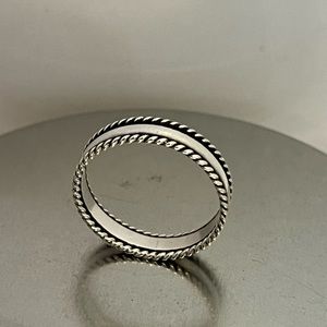 Women’s Simple Sterling Silver Ring